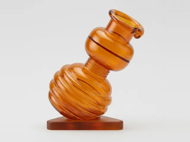 Amber Figure-Eight Vase, 3D print design, studio view
